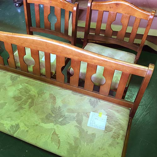 椅子修理・張り替え・塗り替え・修理リメイク事例:座面張り替え