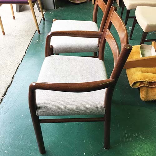 椅子修理・張り替え・塗り替え・修理リメイク事例