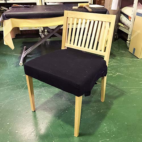 椅子やベンチの修理・張り替え・塗り替え・修理リメイク事例:座面張り替え