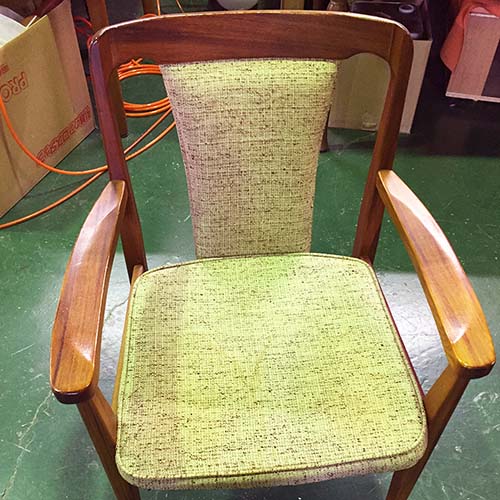 椅子修理・張り替え・塗り替え・修理リメイク事例:座面&背もたれの張り替え