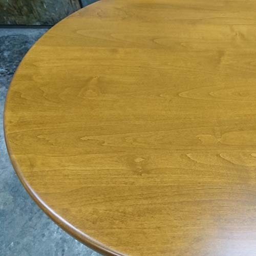 テーブルの修理事例:輪ジミや塗装の剥がれの剥離・再塗装