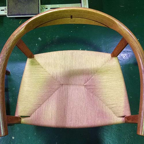 椅子の修理事例:座面のペーパーコードの張り替え