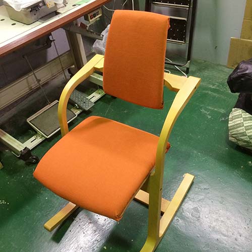 椅子の修理事例:座面・背張り替え・ウレタン入れ替