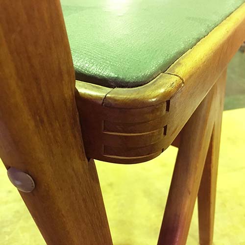 椅子やベンチの修理・張り替え・塗り替え・修理リメイク事例:座枠外れの接着補修