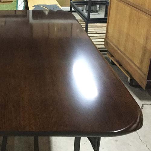 テーブルの修理事例:傷・剥げ・色褪せを塗装にて修復