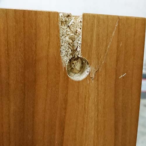 テーブルの修理補修事例:欠けの部分補修