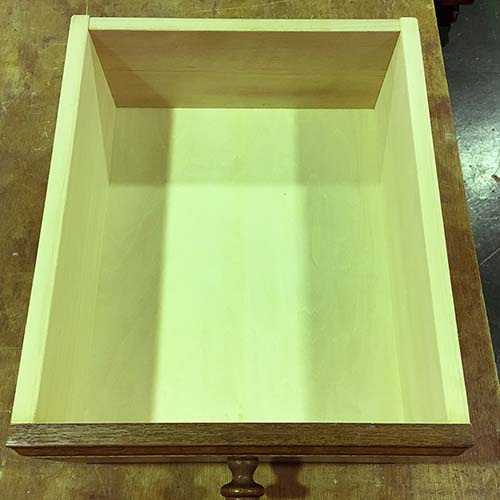 ひきだし内部のシミ補修・底板交換修理