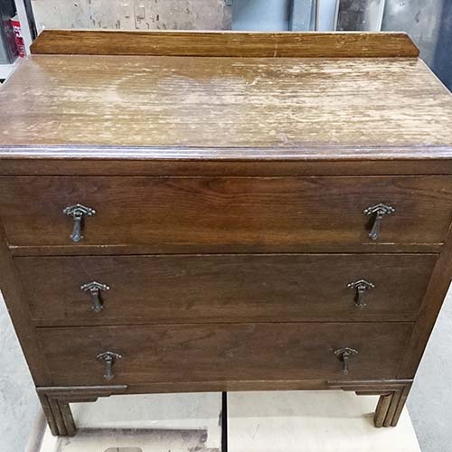 家具の修理事例:アンティークチェスト天板塗り替え・引き出し調整